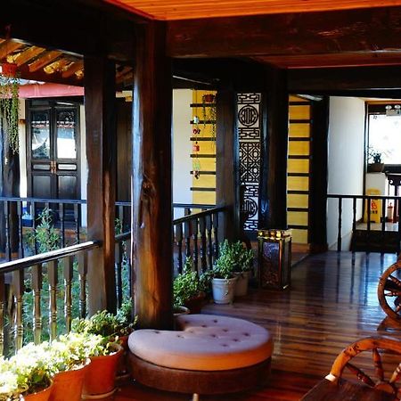 Lijiang Wangjia Courtyard Inn Buitenkant foto
