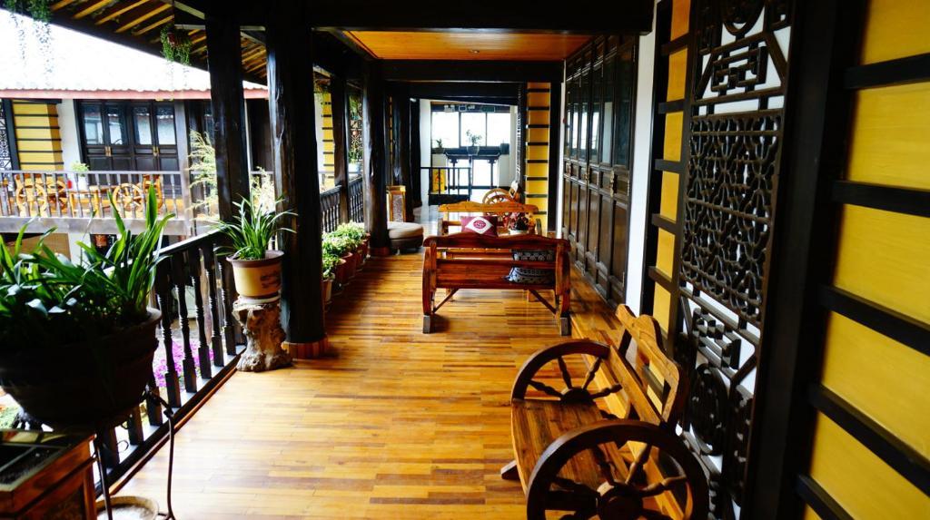 Lijiang Wangjia Courtyard Inn Buitenkant foto
